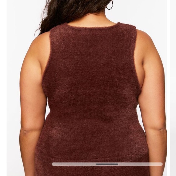 NWT! Plus Size Fuzzy Sweater-Knit Sleeveless Top 1X - Picture 3 of 8